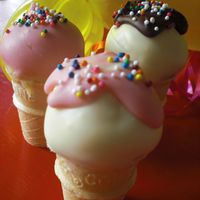 Ice Cream Cone Cake Balls ice cream cone cake balls