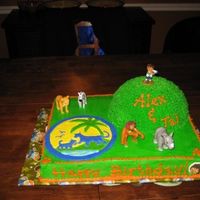 Go Diego Go Rescue Patch Sheet is yellow cake, dome is chocolate amaretto. Crusting buttercream, royal icing plaque (flavored with almond flavoring).