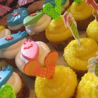Luau Cupcakes 