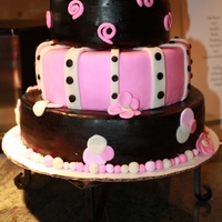 Sweet Melisa's Cake Tasting Vanilla Cake with White Chocolate Mousse