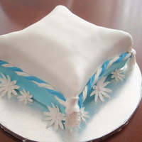 Pillow Cake This was supposed to have a fondant baby on top, but I forgot to put him on to take the picture.