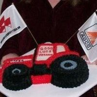 Agco_4.jpg This really isn't a 3-D cake, but I was given both tractor pans. I work for AGCO (tractors) at the parts division, so I do get a lot...