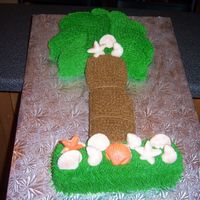 Palm Tree Cake This cake I made for a "Dominican" Party . It's mostly buttercream except for the shells at the bottom. These were made with...