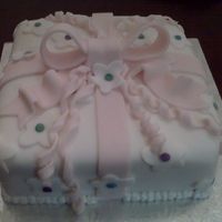 Wilton Class Vanilla Sponge Cake, pineapple filling, bc, covered by fondant..tfl!!