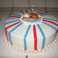 Sports Birthday I saw this idea a few times on here and loved the ideas. Fondant details