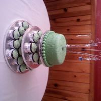 Melinda's Wedding Cake My good friends got married in Tahoe and asked me to make the cake!! I was so honored and excited. The restaurant charged per slice of cake...