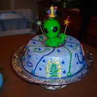 Alien Birthday Cake. 
