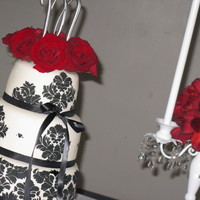 Black And White Wedding Cake 