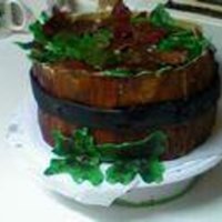 Barrell Of Leaves Did this one last and just realized that I never posted it :Othe planks are made of gumpast, and the leaves are fondantcake is spice cake,...