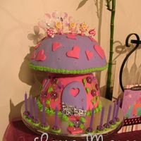 Fairy House Mushroom This was my Birthday cake - I didn't upload it earlier because it's not a great picture.Had a lot of fun with this one - is a...