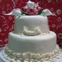 Ivory Fondant Cake 