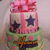 Hannah Montanah Hannah Montana cake,first time making a fondant loop bow.... had some difficulties with breaking and getting the right shape without...
