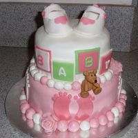 P1010556.jpg marble cake with buttercream and MMF. Thank you to all the other cakes i got ideas from to do this!