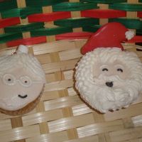 Mr. And Mrs. Claus Cupcakes.