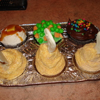 Tv Dinner Cupcakes 3 Chicken legs, mashed potatoes, peas and carrots and chocolate pudding for dessert. I made these for a girl who wanted me to bake her...