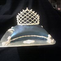 Queen - Tiara On Pillow My first pillow cake. I made for the 'sweetheart table' for bride and groom. Nicknames - Queen and Turtle - I made small 10"...