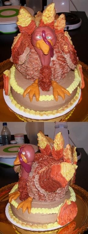 Thanksgiving Turkey I love this little guy... I had so much fun making him. The cookies gave me a bit of a problem when transporting him but I think I know...