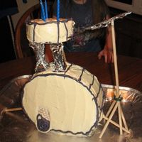 Drum Cake this was my little girls fourth birthday cake. i was rushed and i should have used buttercream icinging instead of betty crocker but it...