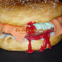 Hamburguer 3D Cake Bolo R&eacute;plica 3D - HamburguerHamburguer 3D Cake