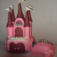 Castle With Pillow Cake 