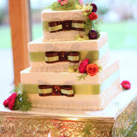 Kats Cake This is the brides cake, bottom layer is a dummy cake the middle layer white cake with fresh strawberry filling and top cake is for the...