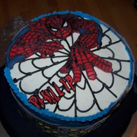 Spiderman Martha&acute;s Vanilla Cake with buttercream icing. Spidey-FBCT--building fondant