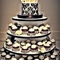 Andrea 6 inch black and white damask cake with 100 chocolate banana cupcakes with cream cheese icing