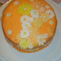 Daisy's all fondant.....various sizes of fondant daisies randomly placed