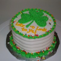 Lots 'o Luck! I love to make mini cakes to give away. This is a buttercream 4-inch mini done for a friend. Funny how sometimes imperfections aren't...