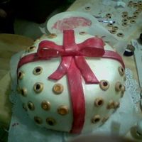Present This the other cake made with my friends right before Christmas!