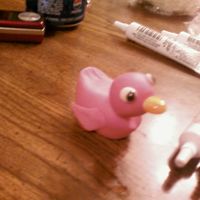 Little Pink Fondant Bird I was not wanting to waste my little ball of left over pink fondant, so I turned it into something useful...A little pink bird. It came out...