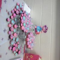 Abby Cupcakes Abbey cupcakes for my best friend's daughter's 1st birthday.