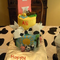 Farm Cake This was for an old friend's daughter's 2nd b-day. I told her to come on here and find a cake she liked, and she found this cake...