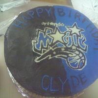 Orlando Magic first frozen butter cream transfer.. this was for my friend's husband. ran out of decorator bags..., so i had to use a zip-lock bag so...