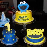 Cookie Monster Cake Thanks to jamison3boys for the inspiration and direction on this!