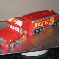 Mack Lightening Mcqueen Annoyed that I messed up the front onthe truck making it sink at the back and look a bit odd! Otherwise pleased with it. All fondant and...
