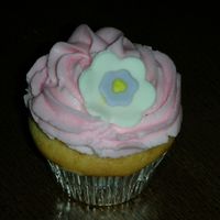 Little Cupcake I made 24 of these to go with the giant cupcake!