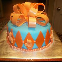 Stephens 15Th Bday Cake gumpaste bow an music notes