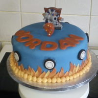 Transformers Cake cake for my sons 9th birthday, based loosley on the transformers films, valilla sponge, butter cream filling, covererd in fondant.