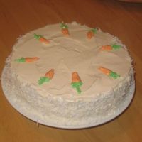 Easter Carrot Cake Classic carrot cake recipe with pineapple, pecans and coconut in the batter. No raisins!! Traditional cream cheese frosting. Cute carrot...