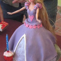 Tangled Cake 