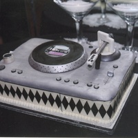 Turntable Grooms Cake 