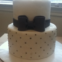Tuxedo Cake A practice dummy cake. First time quilting. Soory for the bad picture, taken with my Ipod.