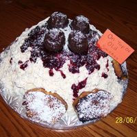 Spaghetti And Metaballs With Garlic Bread A family member ask me if I would donate a cake for a church auction. The theme of the evening was a spaghetti dinner. So from that I...