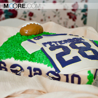 Sports Theme The groom was a fan of the Vikings.