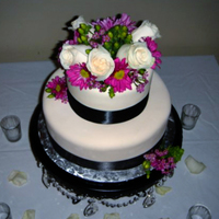 The Julia This is a small wedding cake for an elegant wedding.