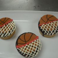 Basketball Cupcakes rollred fondant ball buttercream net