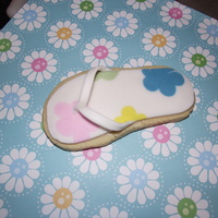 Flip Flop Nfsc Hand cut Flip Flop NFSC covered in fondant.