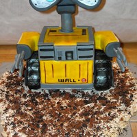 Wall-E Cake For Hunter I made this cake for my son's 3rd Bday. I had a few engineering issues, but he loved it anyway.