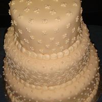 Ivory Fondant W/pearls 